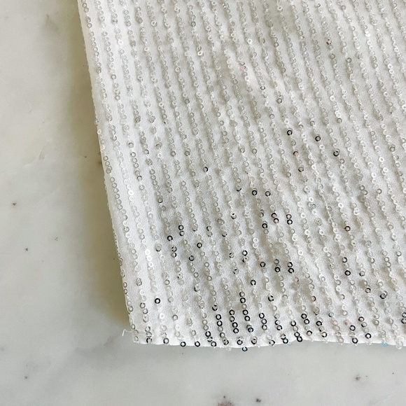 Marciano by Guess, Leanna Sequin Top in Silver & Vanilla - Picture 9 of 15